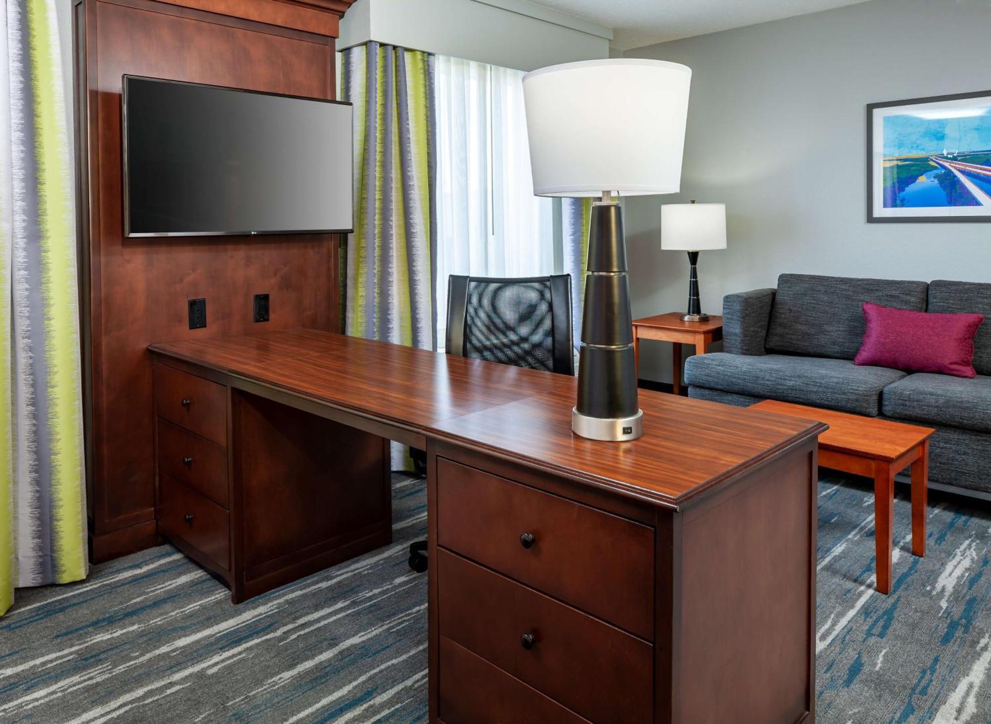 Hampton Inn&Suites Mobile I-65@ Airport Boulevard Extérieur photo