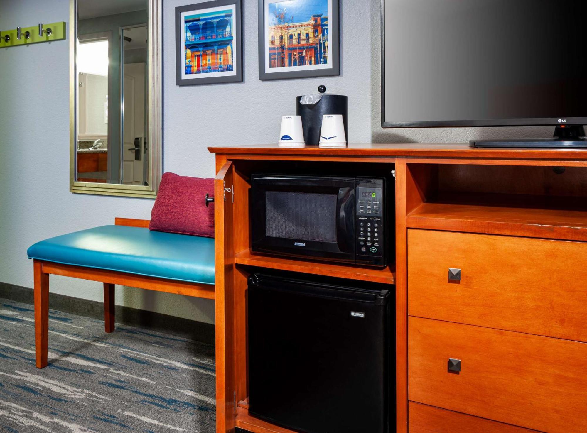 Hampton Inn&Suites Mobile I-65@ Airport Boulevard Extérieur photo