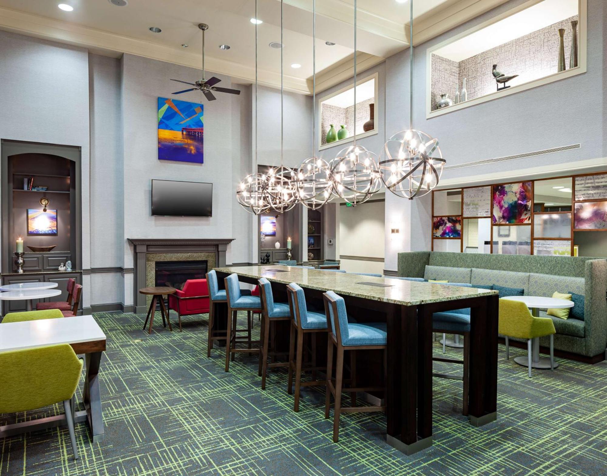 Hampton Inn&Suites Mobile I-65@ Airport Boulevard Extérieur photo