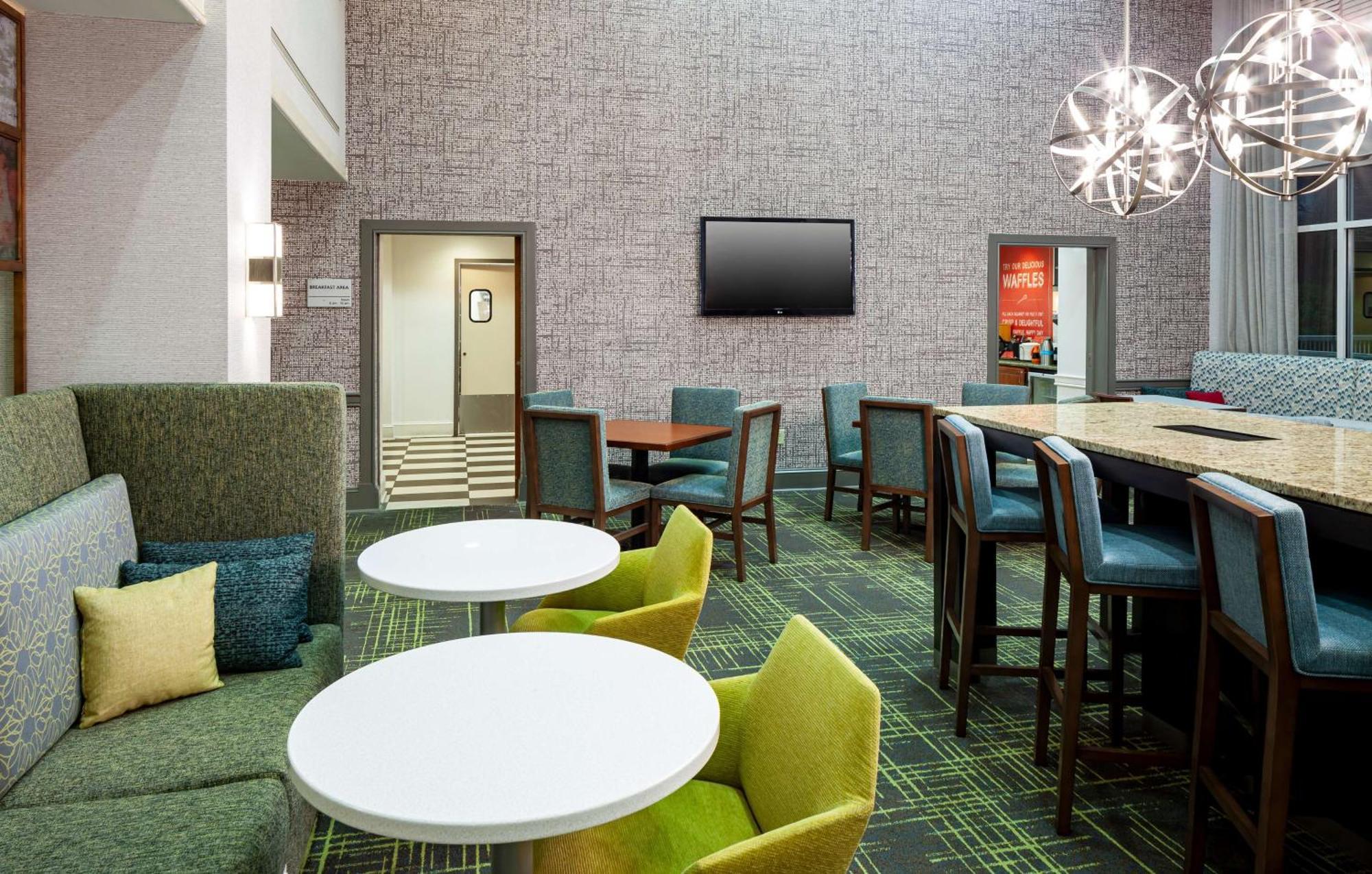 Hampton Inn&Suites Mobile I-65@ Airport Boulevard Extérieur photo