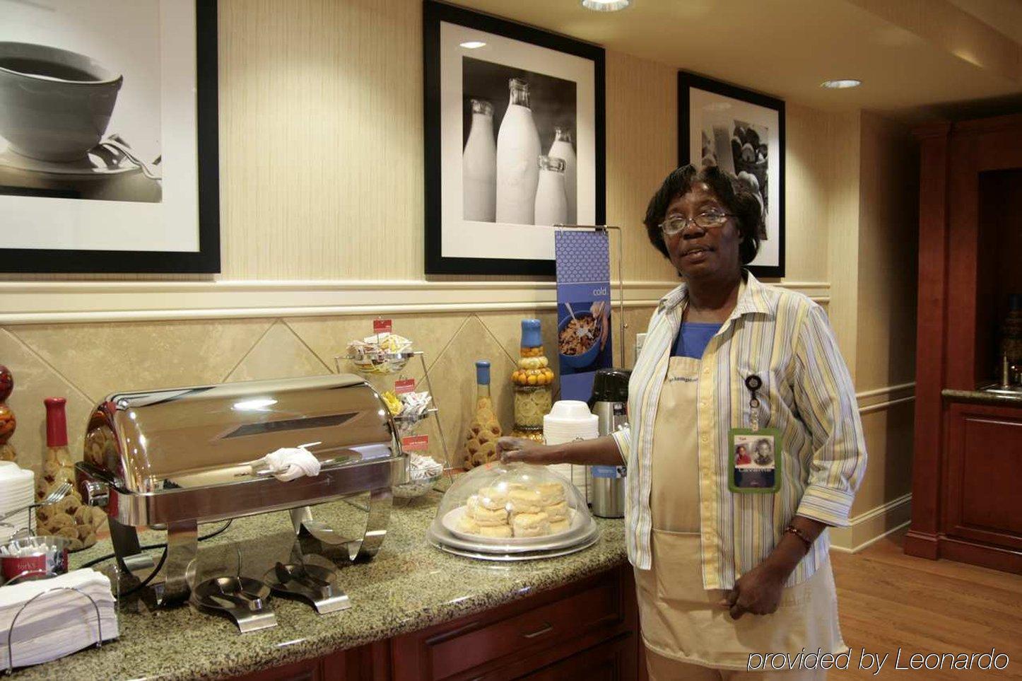 Hampton Inn&Suites Mobile I-65@ Airport Boulevard Restaurant photo